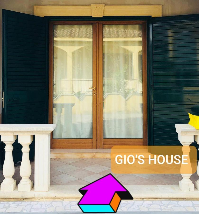 Gio'S House Villa Collemeto Exterior photo